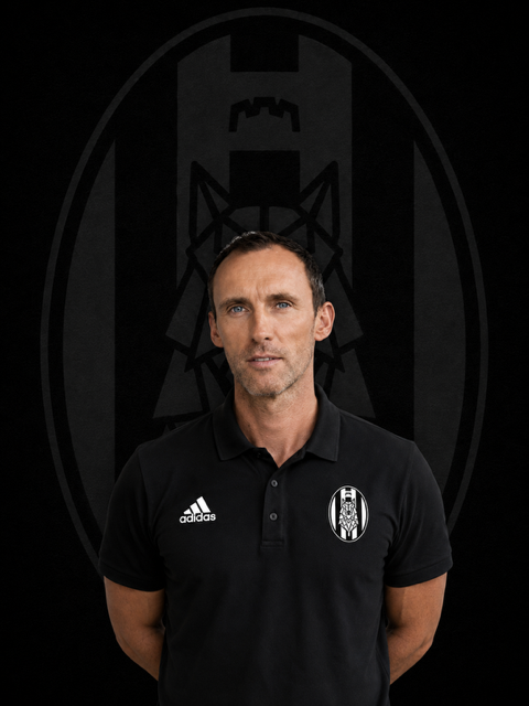 Futbolo treneris Nerijus VASILIAUSKAS - Geležinis Vilkas